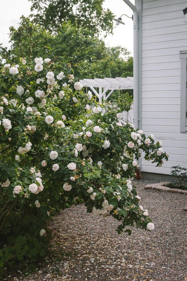 Vallby Cottage Enkoping Exterior photo